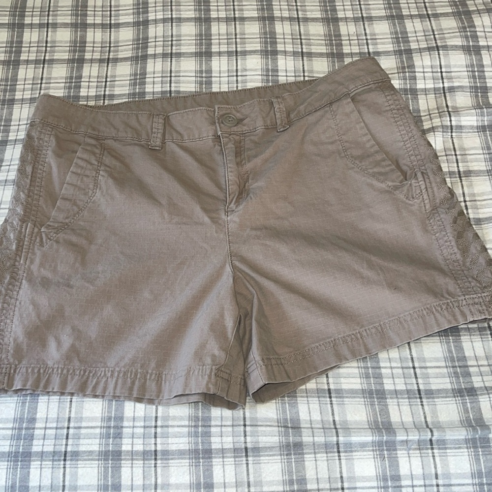 Eddie Bauer women’s shorts size 12